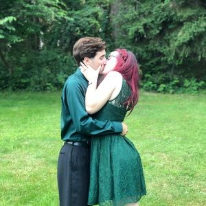 Meet your Posher, Hailey